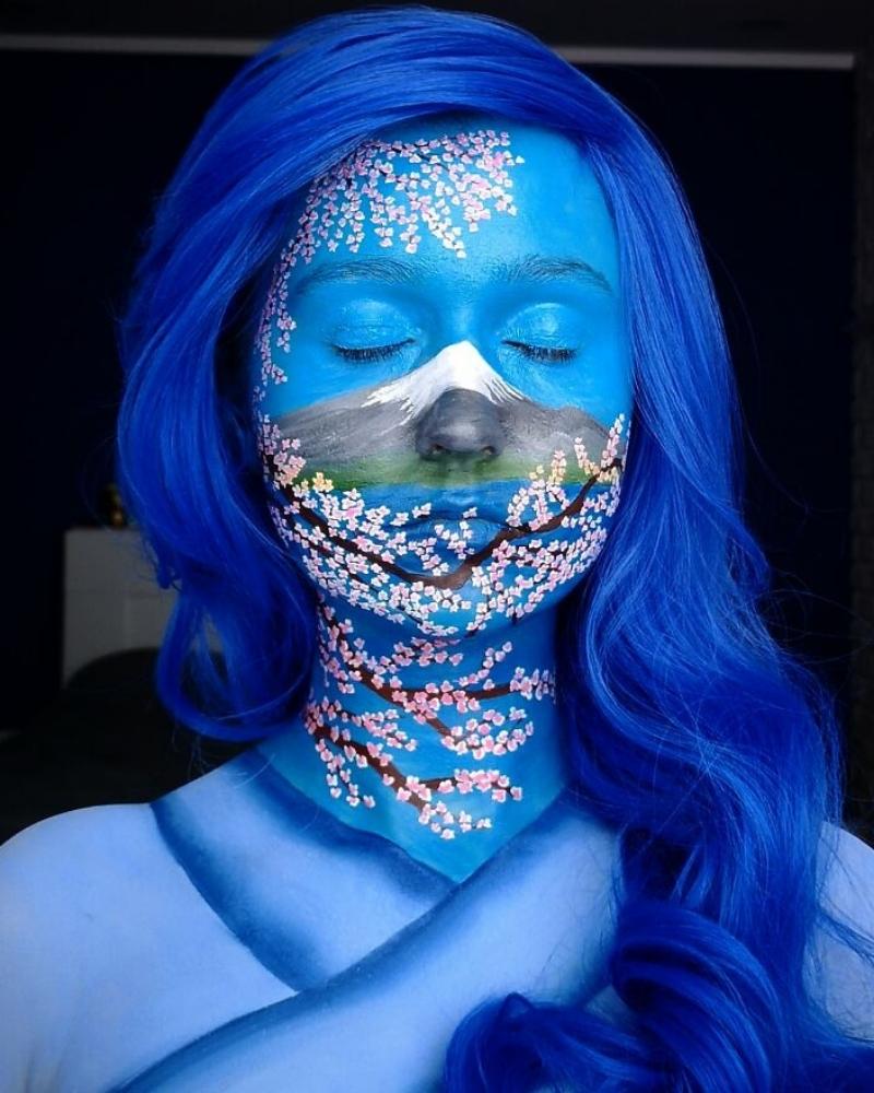 Japanese art teamed with body art is a perfect combination